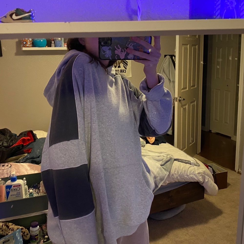Colorblock oversized grey hoodie